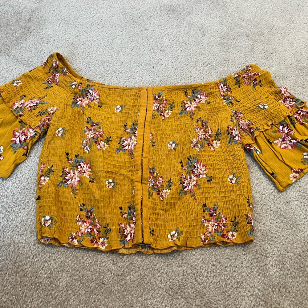 Strapless top